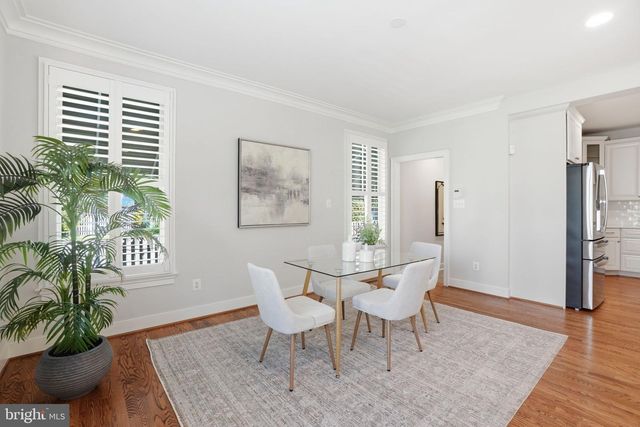 2808 JOHN MARSHALL DR, Arlington, VA 22207
