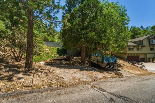 775 Madera, Lake Arrowhead, CA 92352