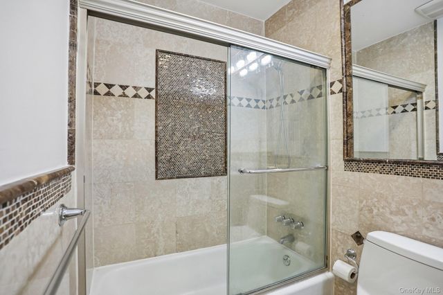 119 Sierra Vista Lane 119, Valley Cottage, NY 10989