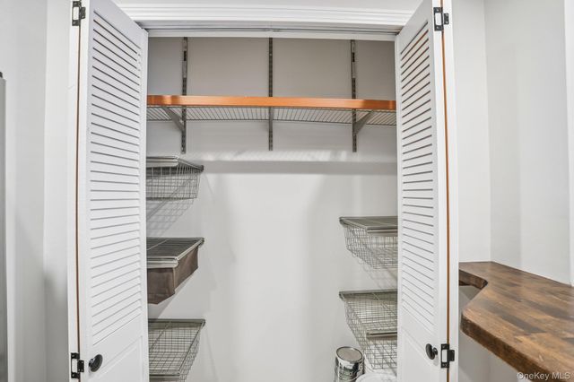 119 Sierra Vista Lane 119, Valley Cottage, NY 10989