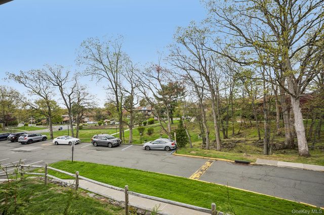 119 Sierra Vista Lane 119, Valley Cottage, NY 10989