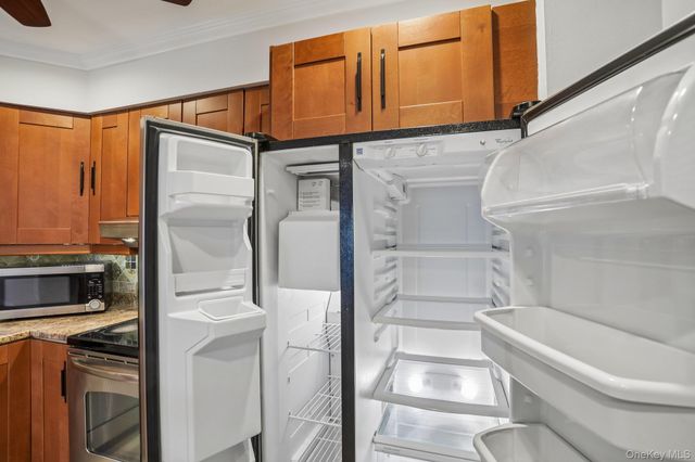 119 Sierra Vista Lane 119, Valley Cottage, NY 10989