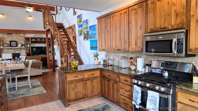 1807 Rose Lane, Eufaula, OK 74432