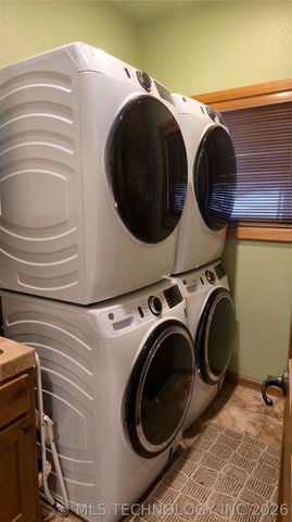 1807 Rose Lane, Eufaula, OK 74432