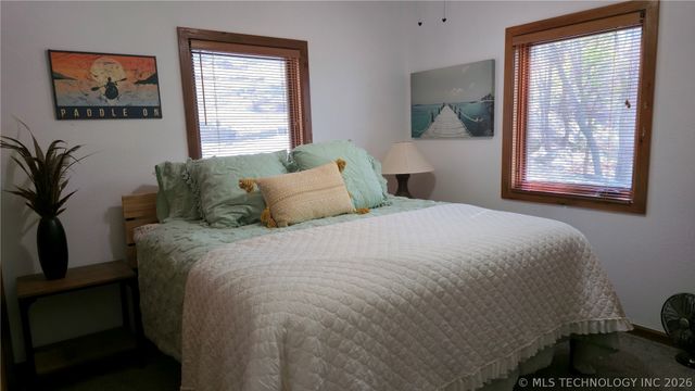 1807 Rose Lane, Eufaula, OK 74432