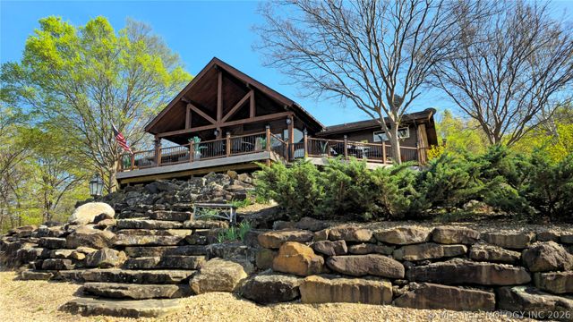 1807 Rose Lane, Eufaula, OK 74432