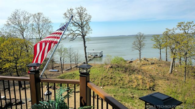 1807 Rose Lane, Eufaula, OK 74432