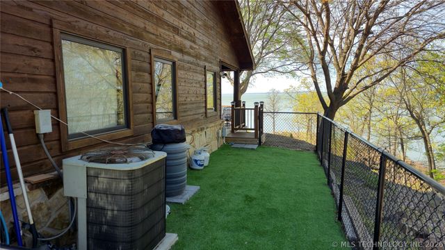 1807 Rose Lane, Eufaula, OK 74432