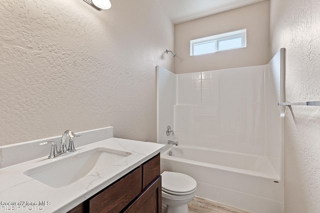4500 E Davin DR, Post Falls, ID 83854