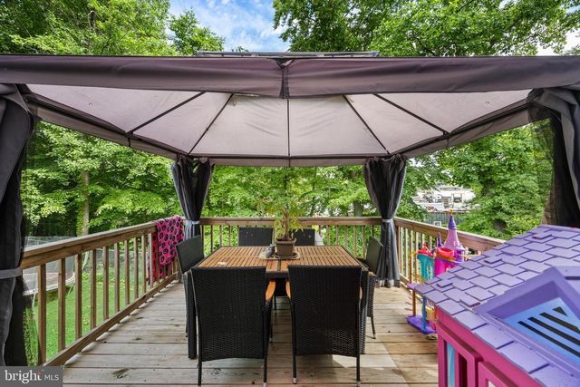 129 N MONROE AVE, Cherry Hill, NJ 08002