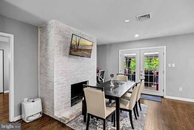 129 N MONROE AVE, Cherry Hill, NJ 08002