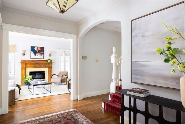 91 Waban Ave, Newton, MA 02468