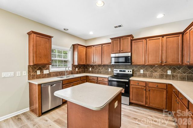 10149 Barrands Lane, Charlotte, NC 28278