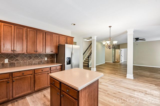 10149 Barrands Lane, Charlotte, NC 28278