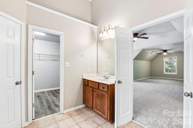 10149 Barrands Lane, Charlotte, NC 28278