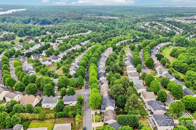 10149 Barrands Lane, Charlotte, NC 28278