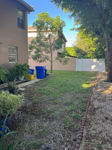 11487 Blue Violet Lane, Royal Palm Beach, FL 33411