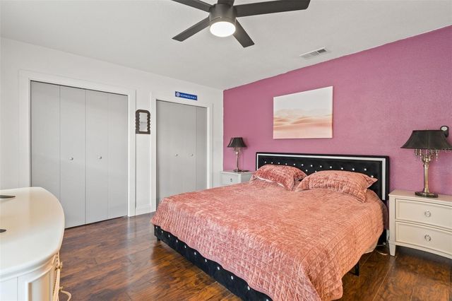 801 E HANLON STREET, Tampa, FL 33604