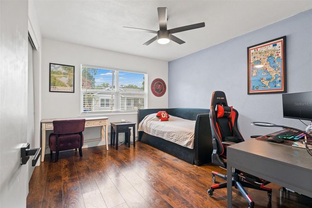 801 E HANLON STREET, Tampa, FL 33604