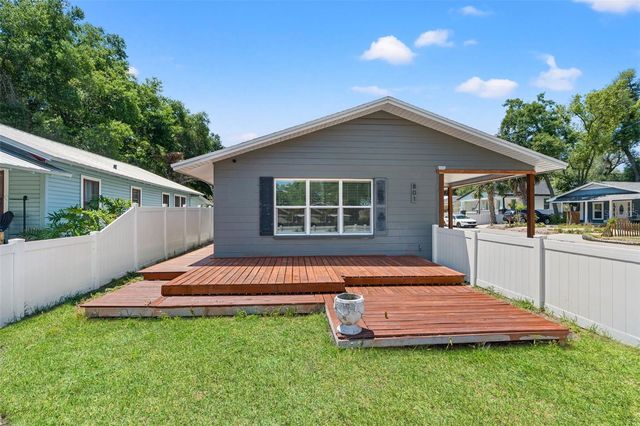 801 E HANLON STREET, Tampa, FL 33604