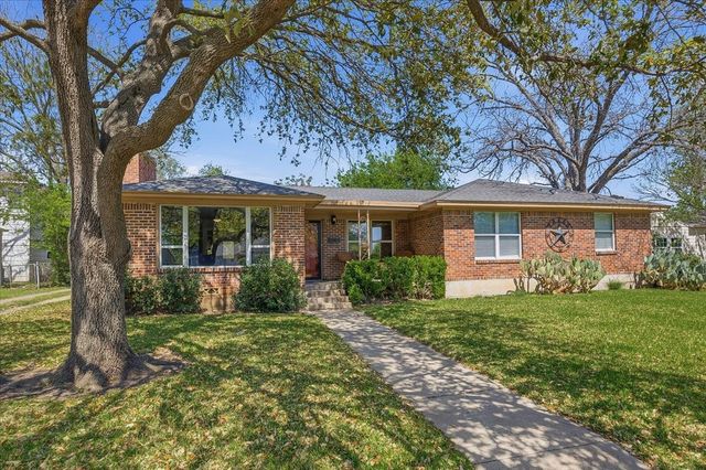 3532 Suffolk Drive, Fort Worth, TX 76109