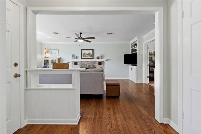 3532 Suffolk Drive, Fort Worth, TX 76109