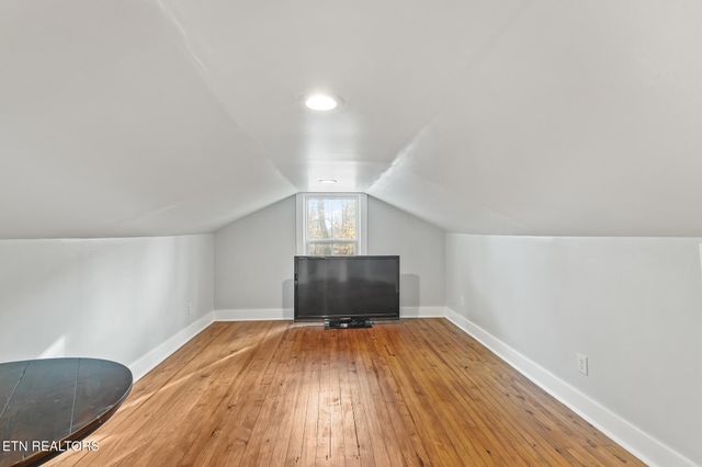 795 Athens Pike, Etowah, TN 37331