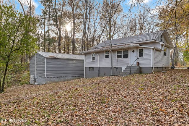 795 Athens Pike, Etowah, TN 37331