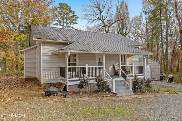 795 Athens Pike, Etowah, TN 37331