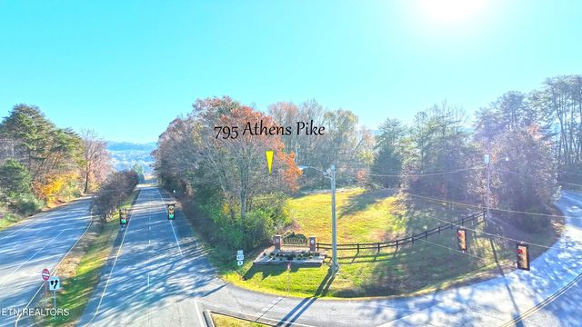 795 Athens Pike, Etowah, TN 37331