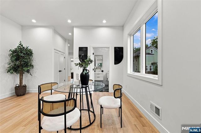 161 Palisade Avenue, Emerson, NJ 07630