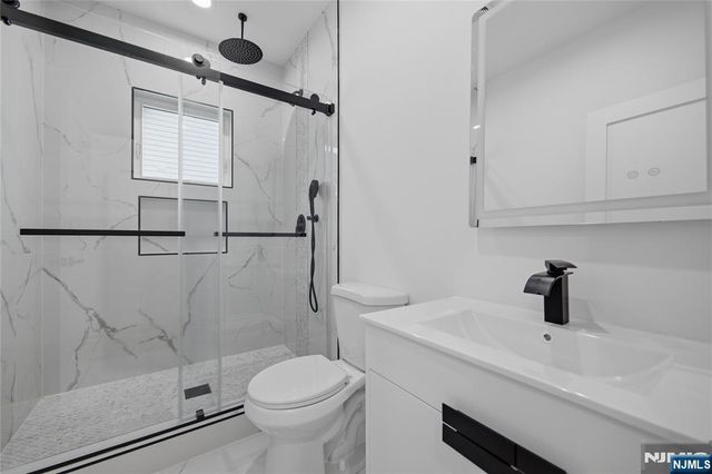 161 Palisade Avenue, Emerson, NJ 07630