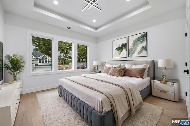 161 Palisade Avenue, Emerson, NJ 07630