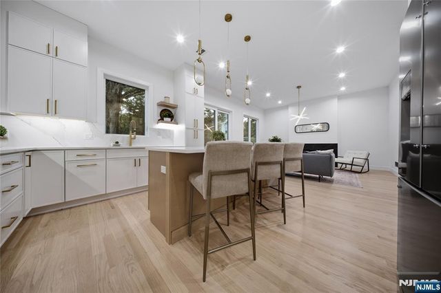 161 Palisade Avenue, Emerson, NJ 07630