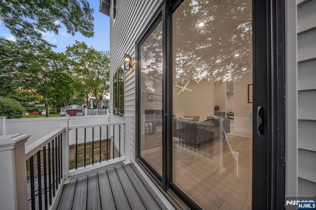 161 Palisade Avenue, Emerson, NJ 07630
