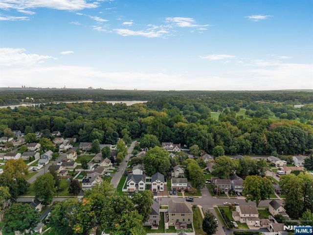161 Palisade Avenue, Emerson, NJ 07630