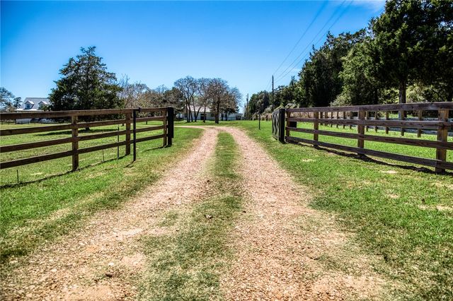 17677 Tranquil Ln, Other, TX 78933