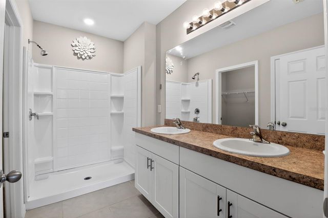 25152 E LENOX CIRCLE, Punta Gorda, FL 33950