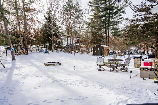 1867 Lamprecht Road, Friendship, WI 53934