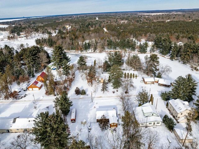 1867 Lamprecht Road, Friendship, WI 53934