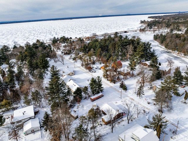 1867 Lamprecht Road, Friendship, WI 53934