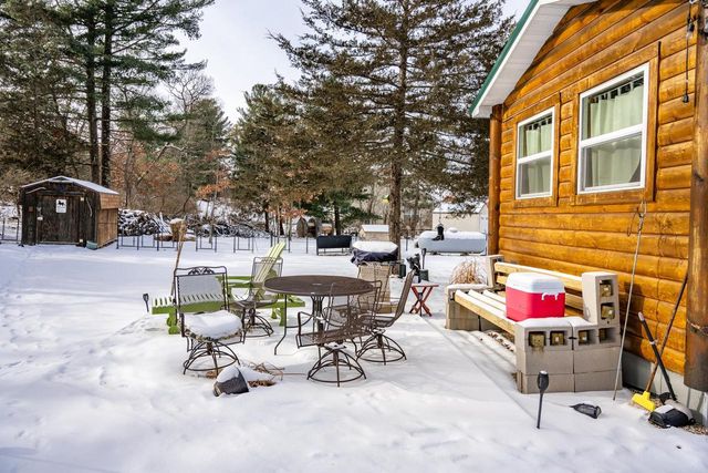 1867 Lamprecht Road, Friendship, WI 53934