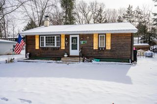 1867 Lamprecht Road, Friendship, WI 53934
