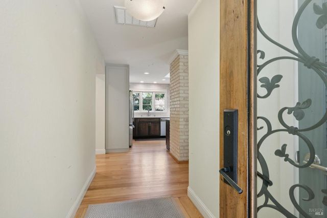 1222 Apple Tree Ct, Sonoma, CA 95476