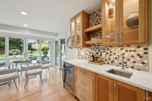 1222 Apple Tree Ct, Sonoma, CA 95476