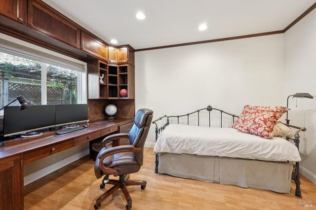 1222 Apple Tree Ct, Sonoma, CA 95476