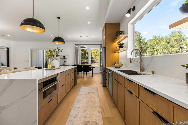 120 RIVER VIEW DR, Boerne, TX 78006