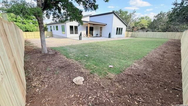 120 RIVER VIEW DR, Boerne, TX 78006
