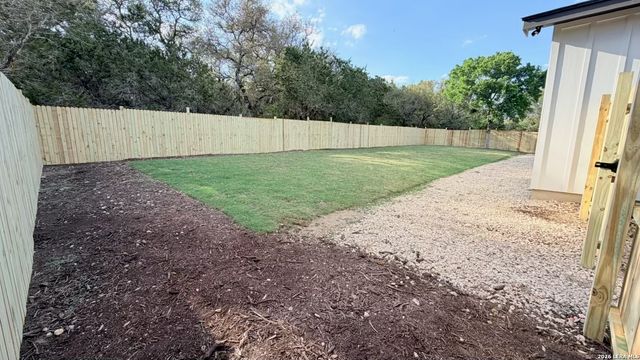 120 RIVER VIEW DR, Boerne, TX 78006