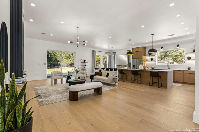 120 RIVER VIEW DR, Boerne, TX 78006